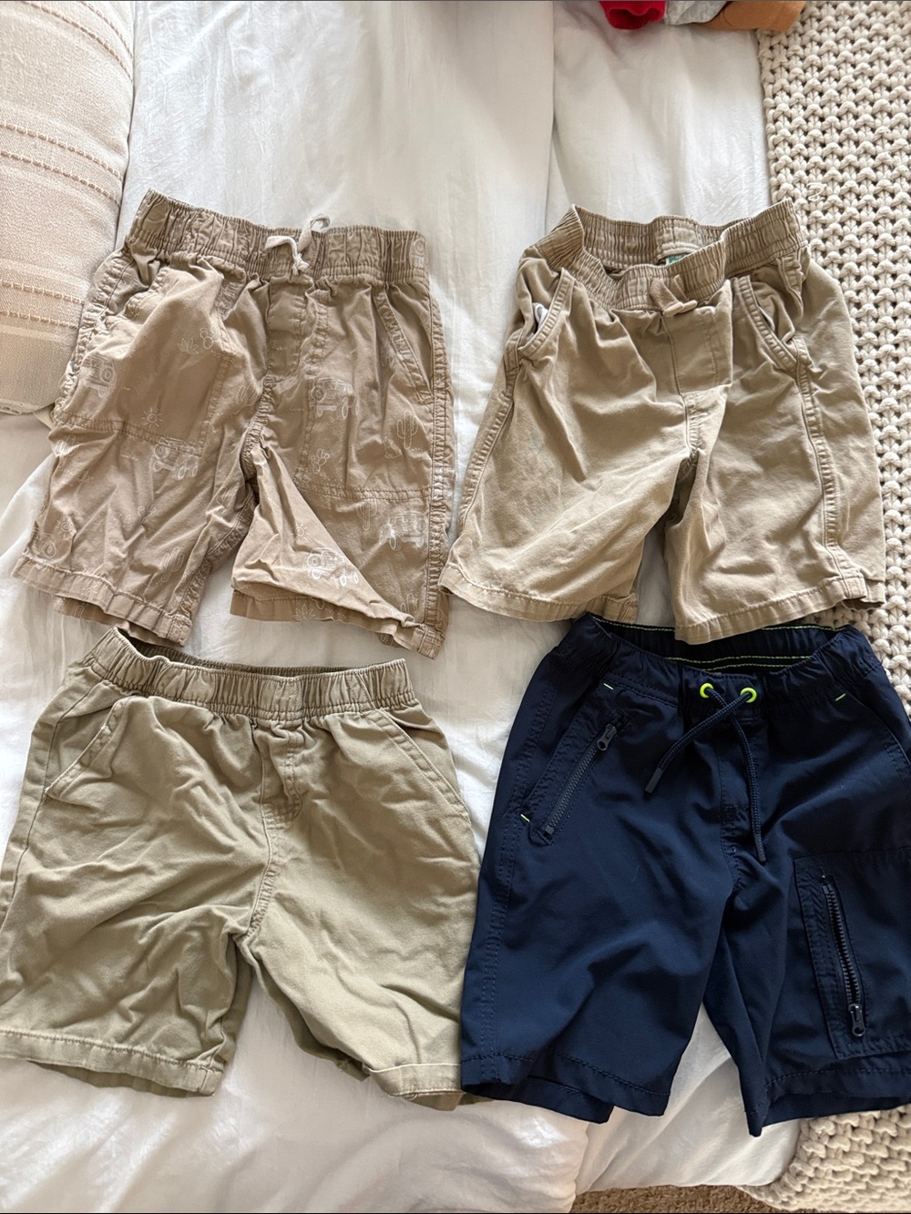 Kids 5t Elastic-Waist Khaki and Navy Shorts Pack